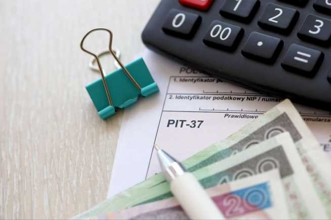 Jak rozliczyć PIT szybko i bez błędów? Podatnik.info krok po kroku