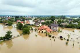 Powódź jako przyczyna niewykonania umowy