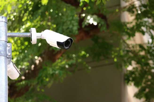 Czy monitoring może nagrywać posesję sąsiada?