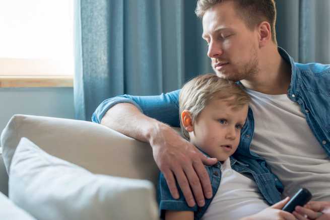 Czy rodzic może bez konsekwencji pozostawić dziecko pod opieką członka rodziny?