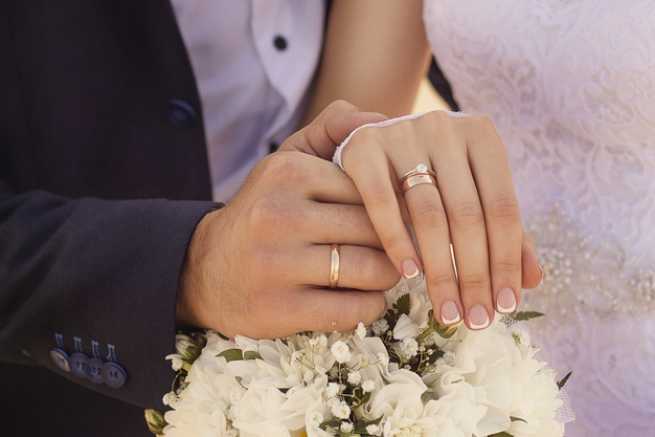 Małżeństwo z cudzoziemcem przebywającym nielegalnie w Polsce