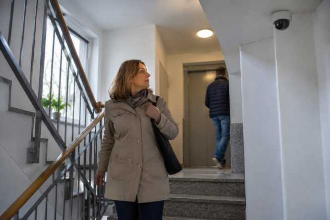 Wspólnota mieszkaniowa a monitoring na klatce schodowej i RODO