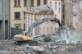 Plany wyburzenia budynku a prawo do mieszkania komunalnego