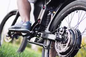 Odpowiedzialność za wypadek na rowerze elektrycznym ze zwiększoną mocą