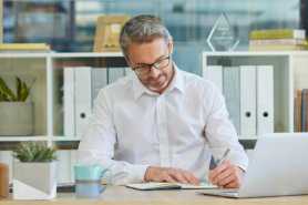 Czy główny księgowy w samorządzie może prowadzić biuro rachunkowe?